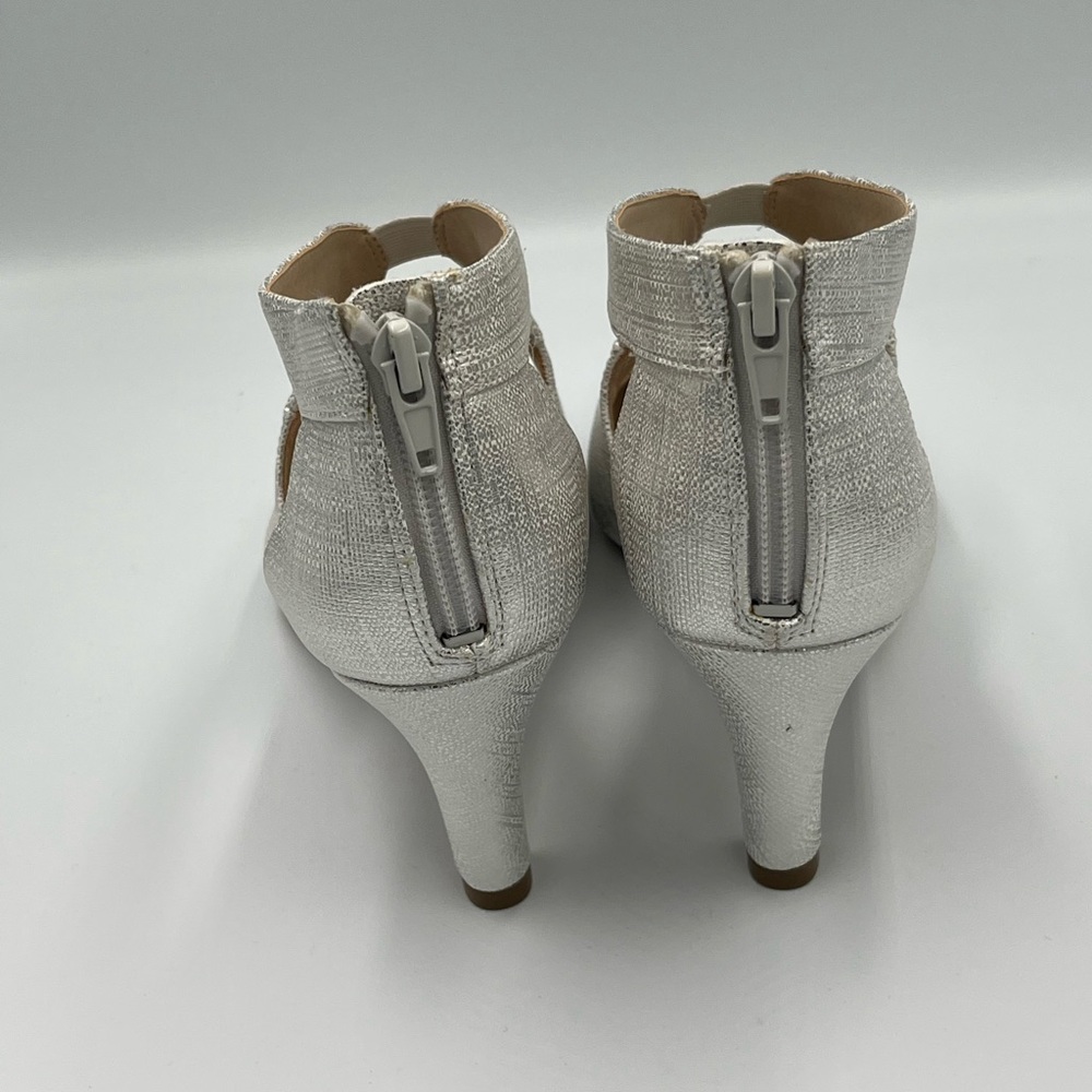 LifeStride Giovanna 2 Heeled Shoes Dressy Pumps Formal Prom Women’s 8.5 Silver - Picture 7 of 8